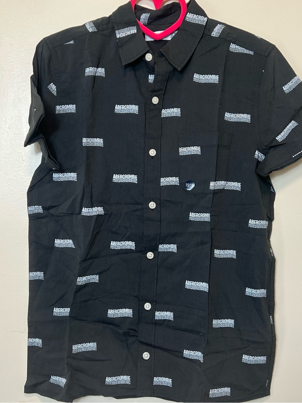 Abercrombie & Fitch Black Short-Sleeve Button-Down. Boys 15-16 NWOT